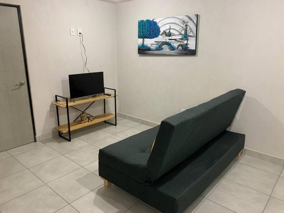 Apartamento Minimalista En Zona Muy Centrica De Guadalajara Exterior photo